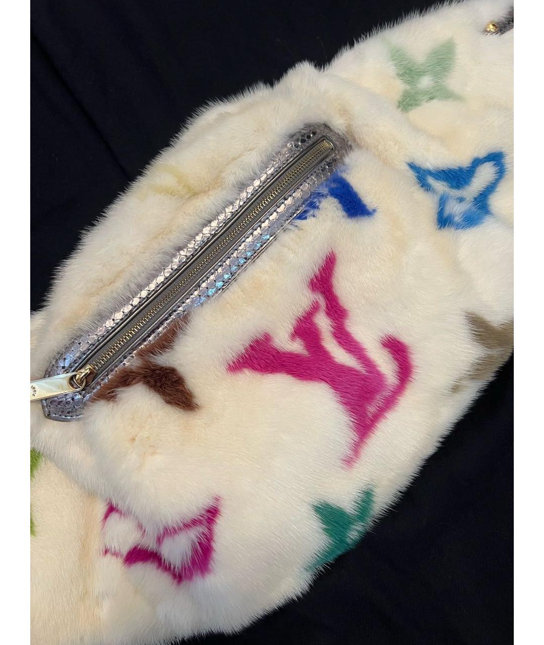 LOUIS VUITTON Белая меховая поясная сумка, фото 6