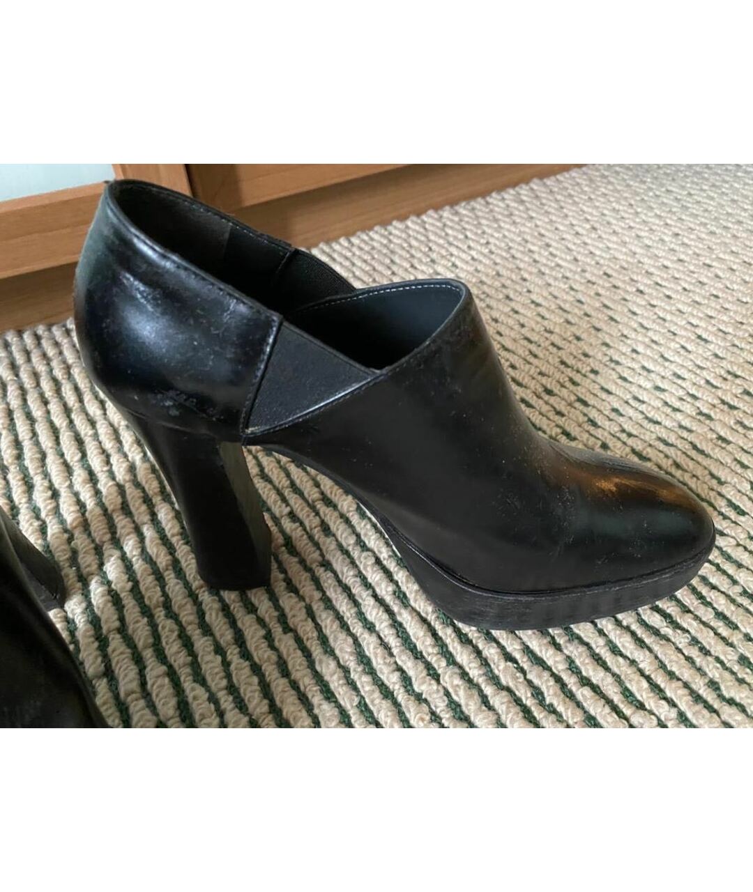 GIANFRANCO FERRE Черные туфли из лакированной кожи, фото 2