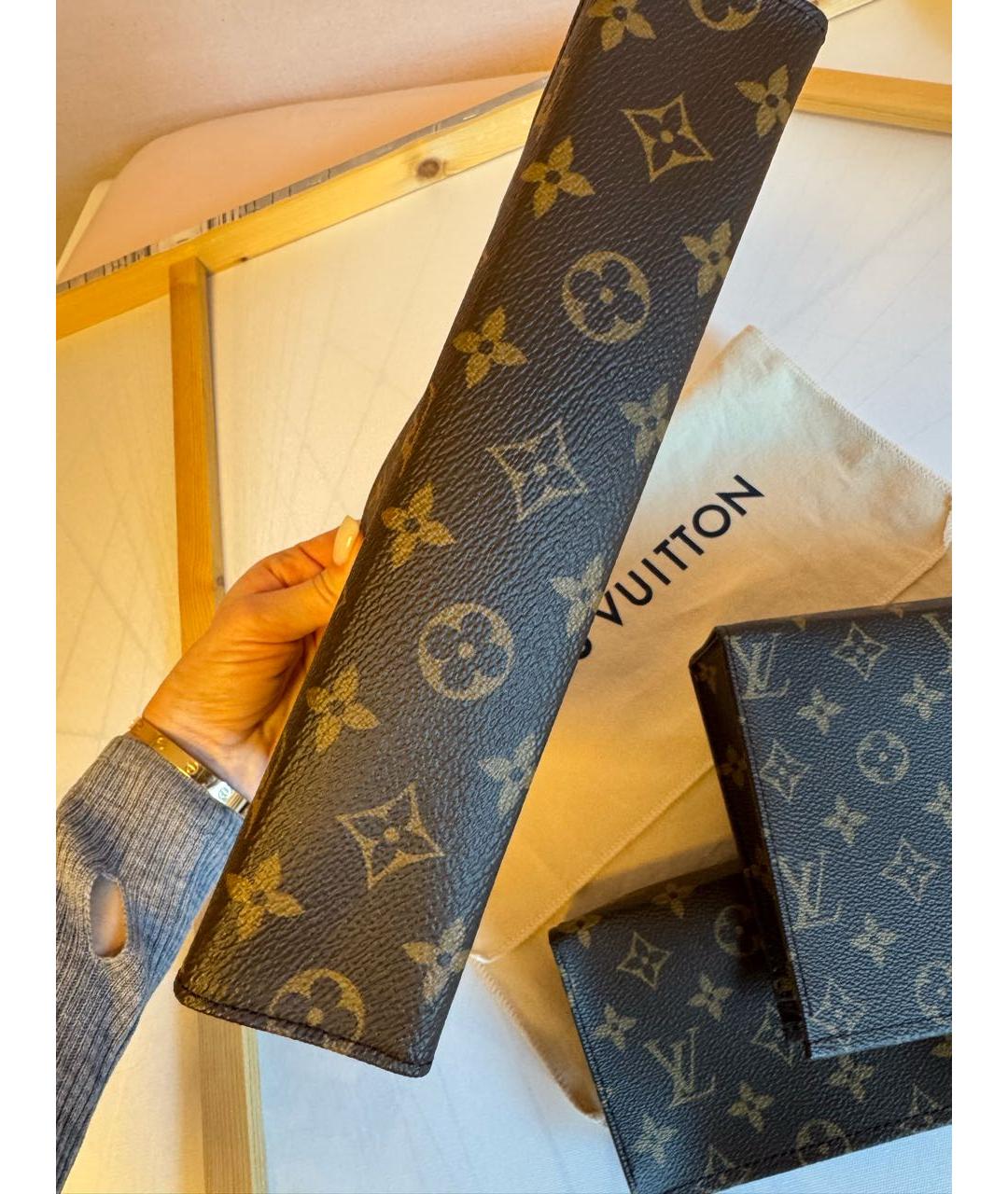 LOUIS VUITTON Коричневая косметичка, фото 4