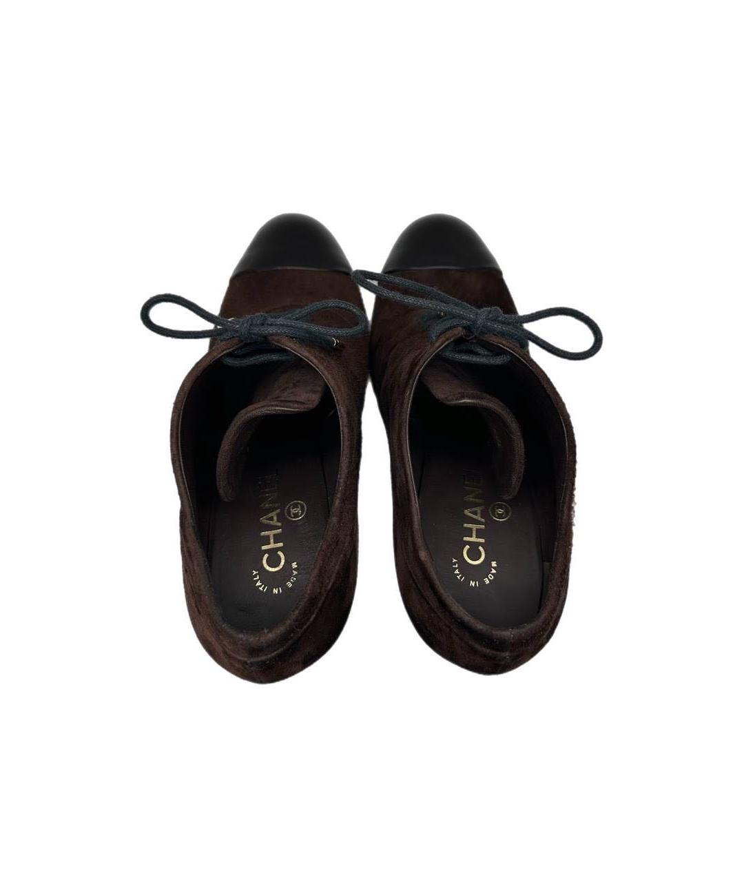 CHANEL Коричневые замшевые туфли, фото 3