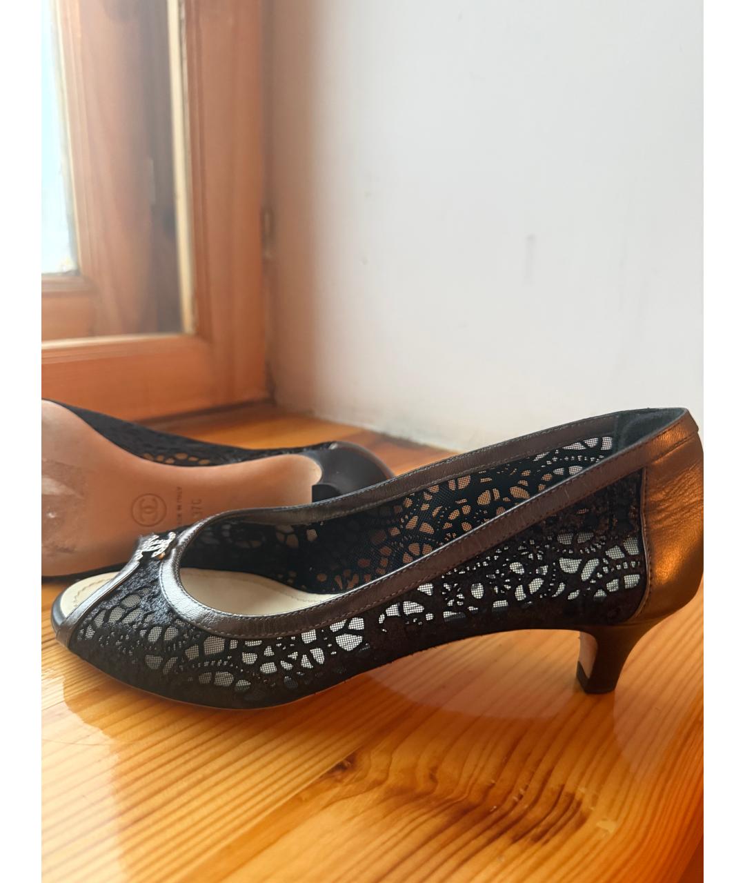 CHANEL Черные текстильные босоножки, фото 3