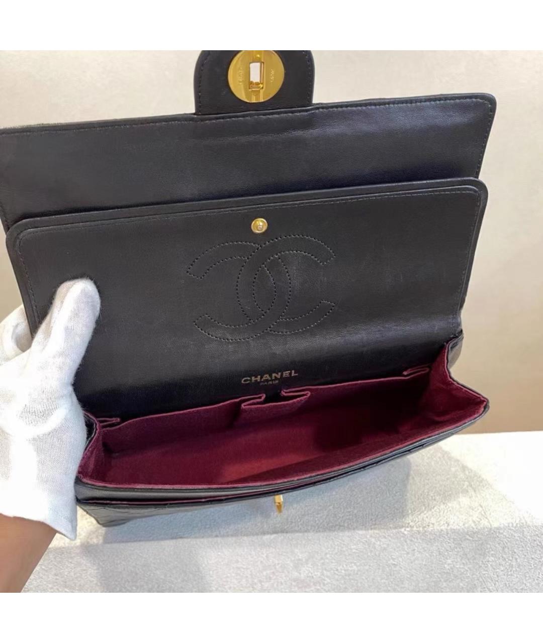 CHANEL Черная кожаная сумка через плечо, фото 8