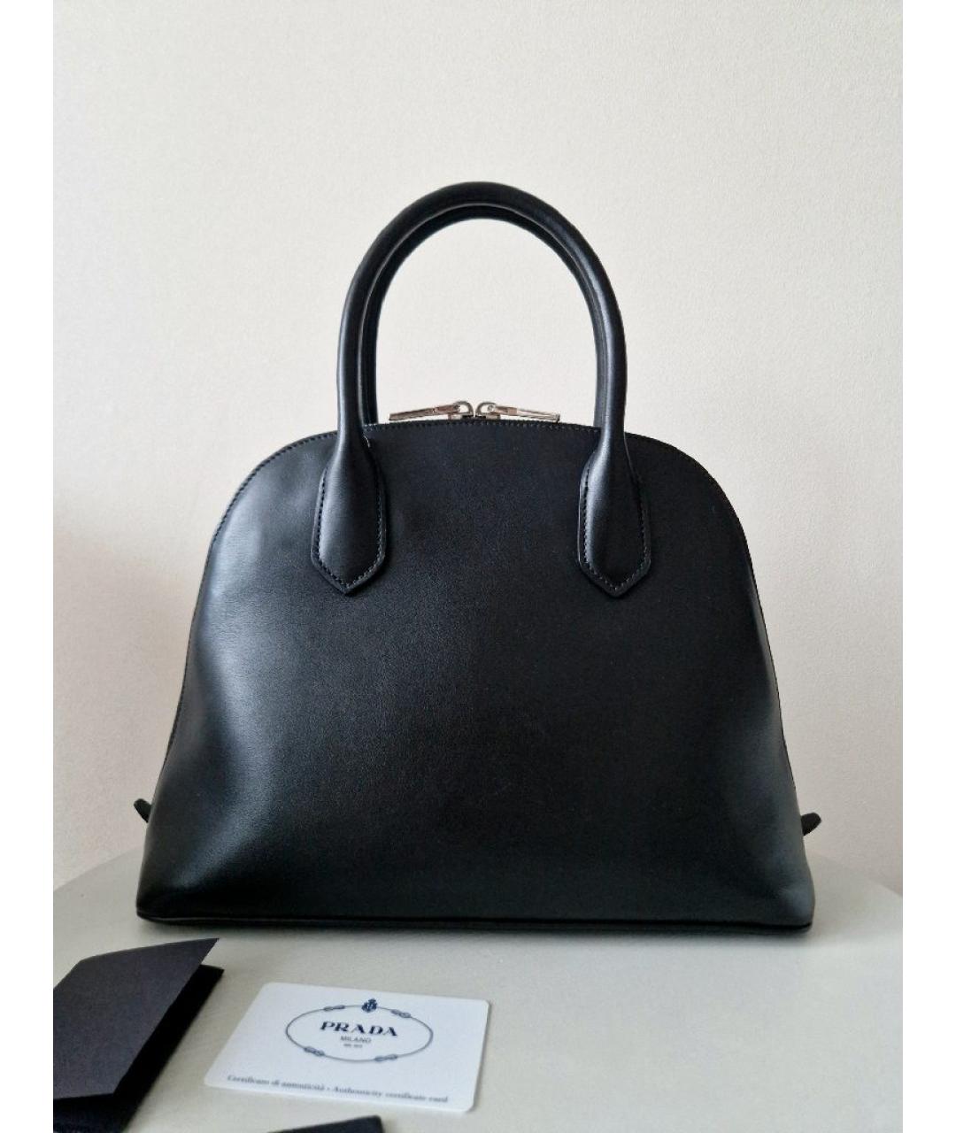 PRADA Черная кожаная сумка с короткими ручками, фото 3