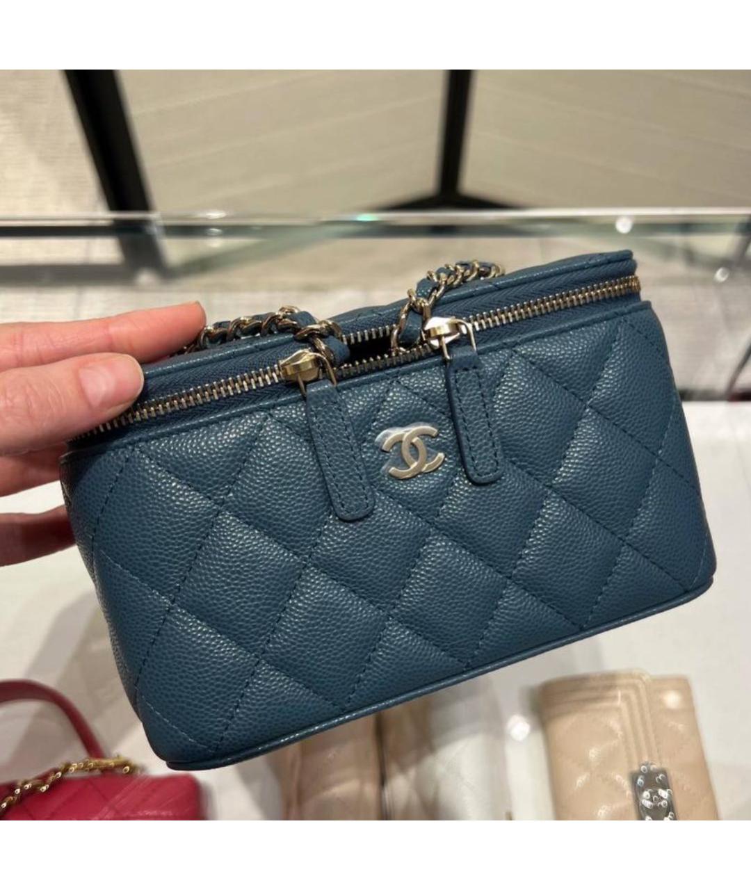 CHANEL Темно-синяя кожаная сумка через плечо, фото 2