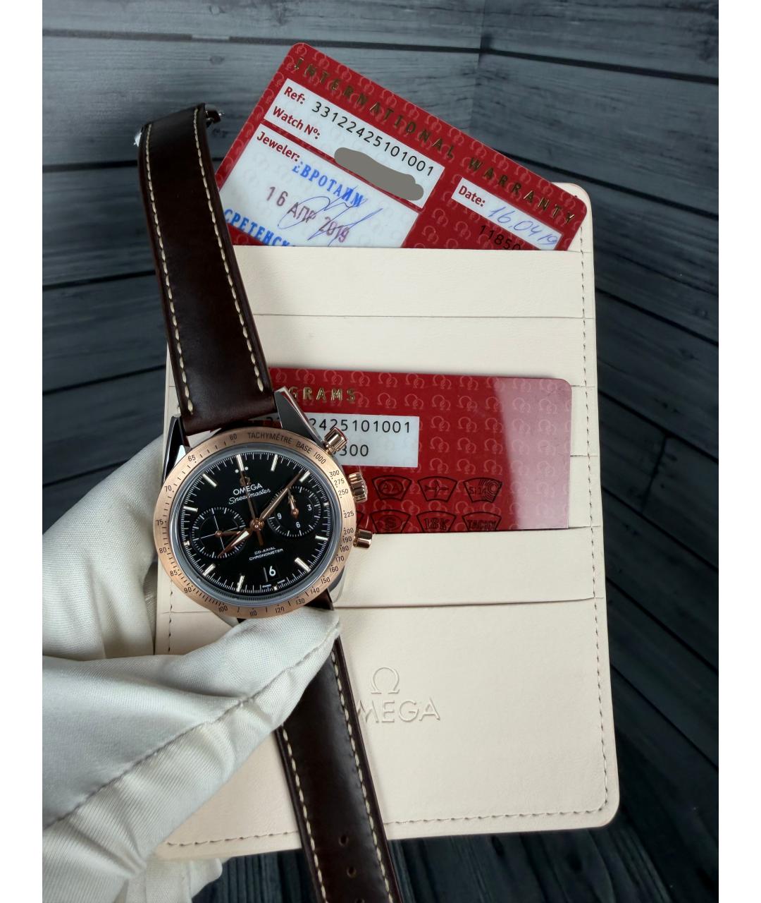 OMEGA Черные часы из розового золота, фото 2