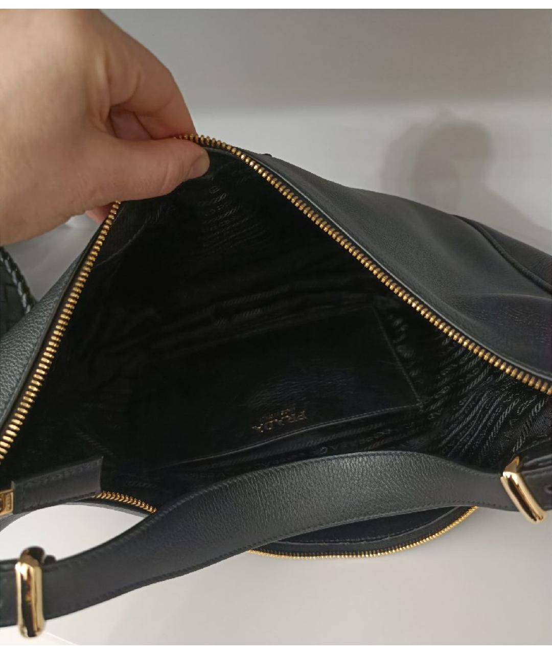 PRADA Черная кожаная сумка с короткими ручками, фото 5