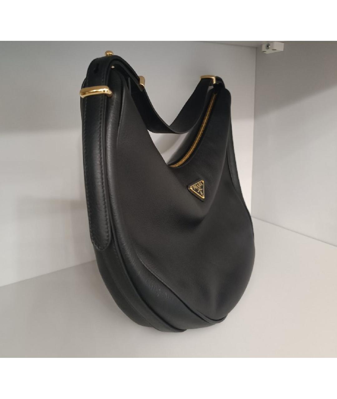 PRADA Черная кожаная сумка с короткими ручками, фото 2