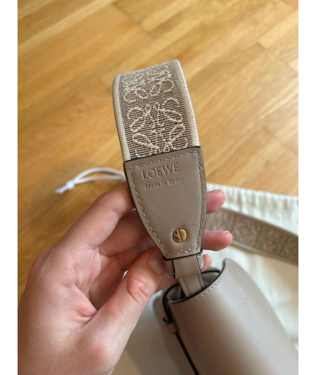 LOEWE Бежевая кожаная сумка через плечо, фото 3