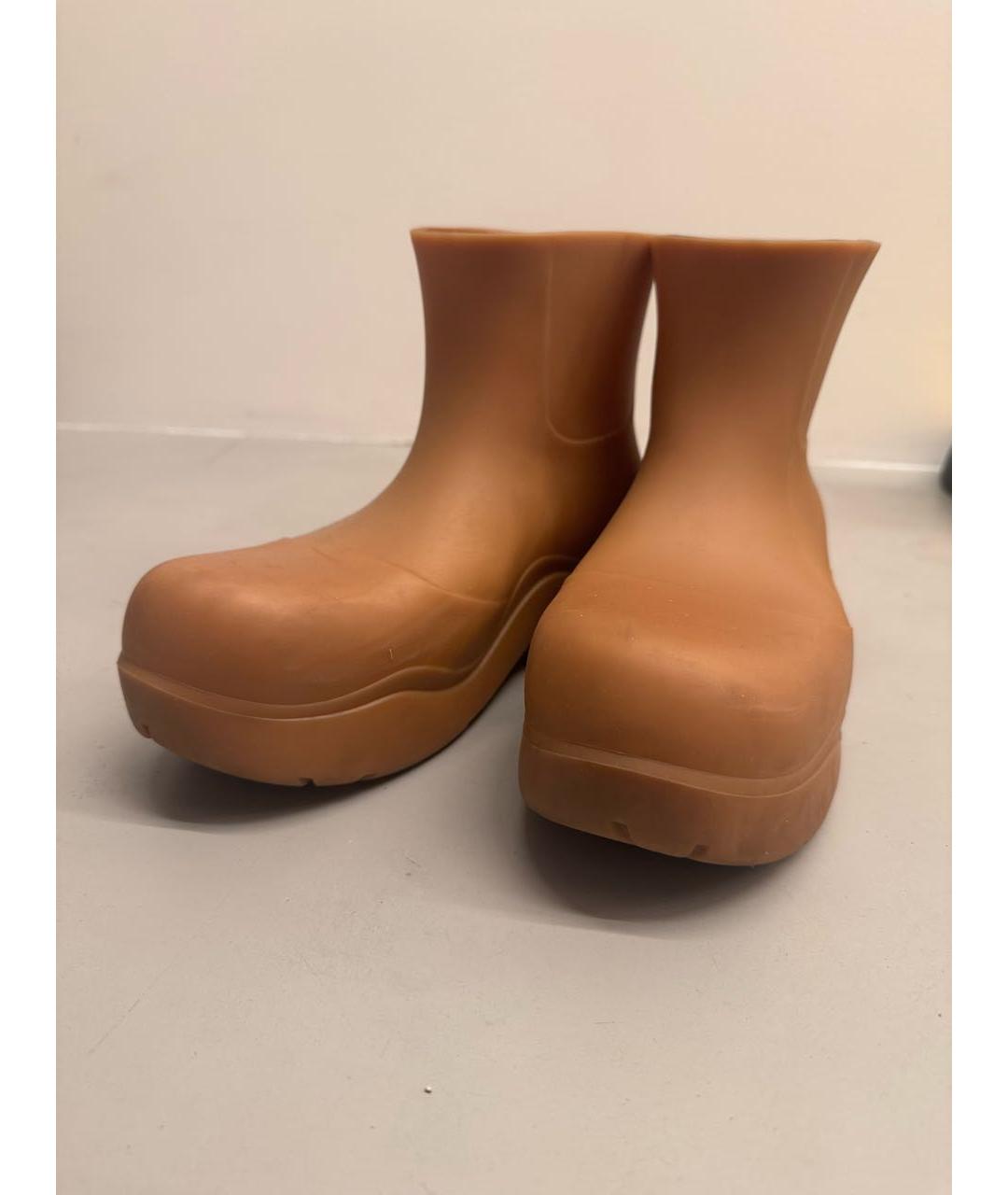 BOTTEGA VENETA Коричневые резиновые полусапоги, фото 3
