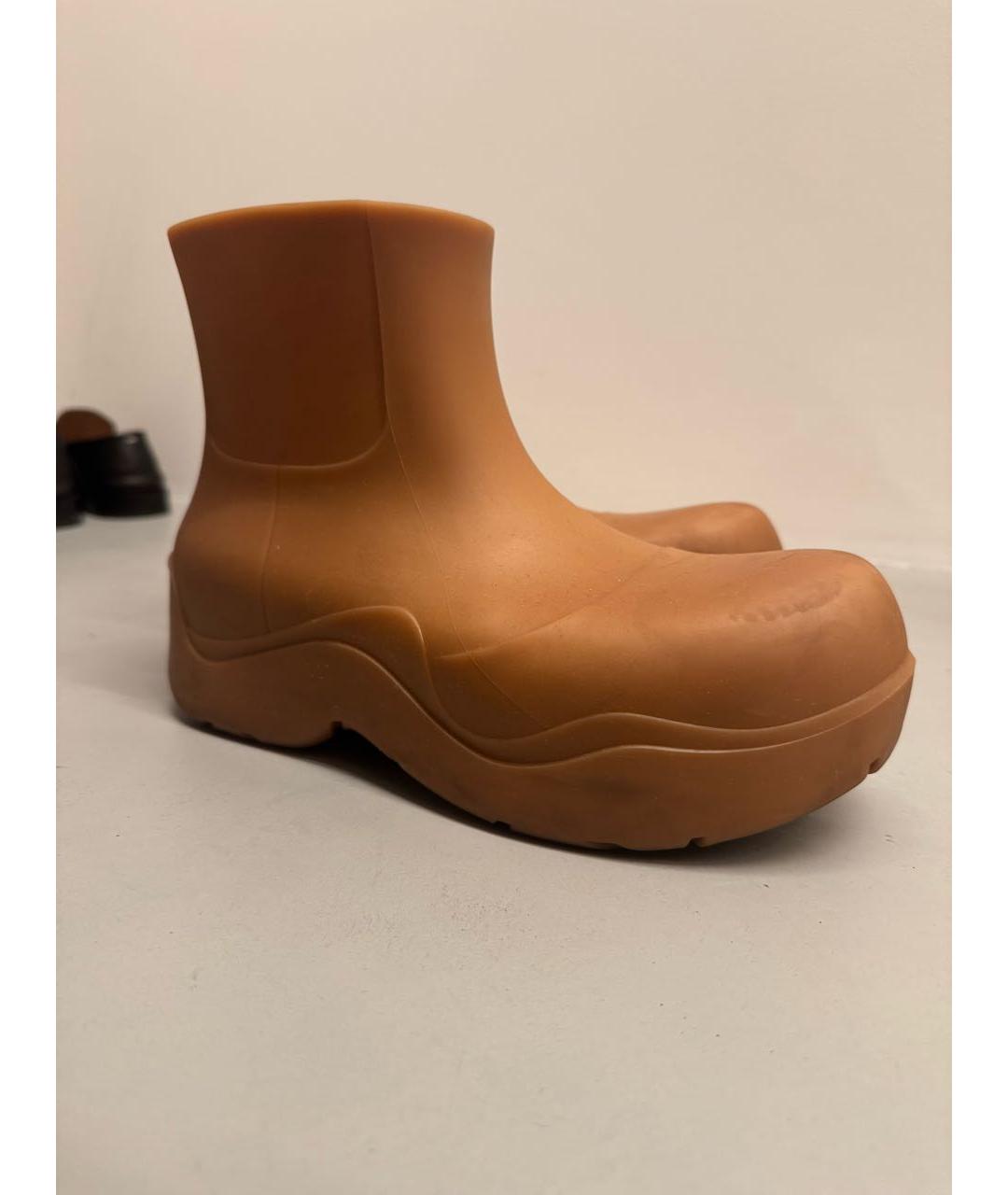 BOTTEGA VENETA Коричневые резиновые полусапоги, фото 5