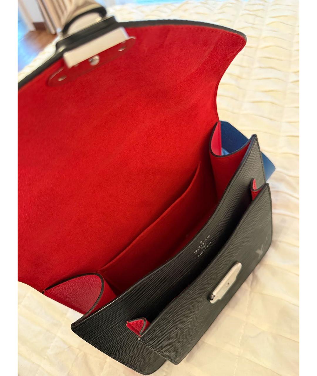 LOUIS VUITTON Черная кожаная сумка через плечо, фото 4