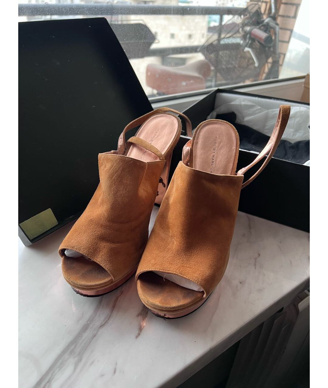 MARC BY MARC JACOBS Коричневые замшевые босоножки, фото 5