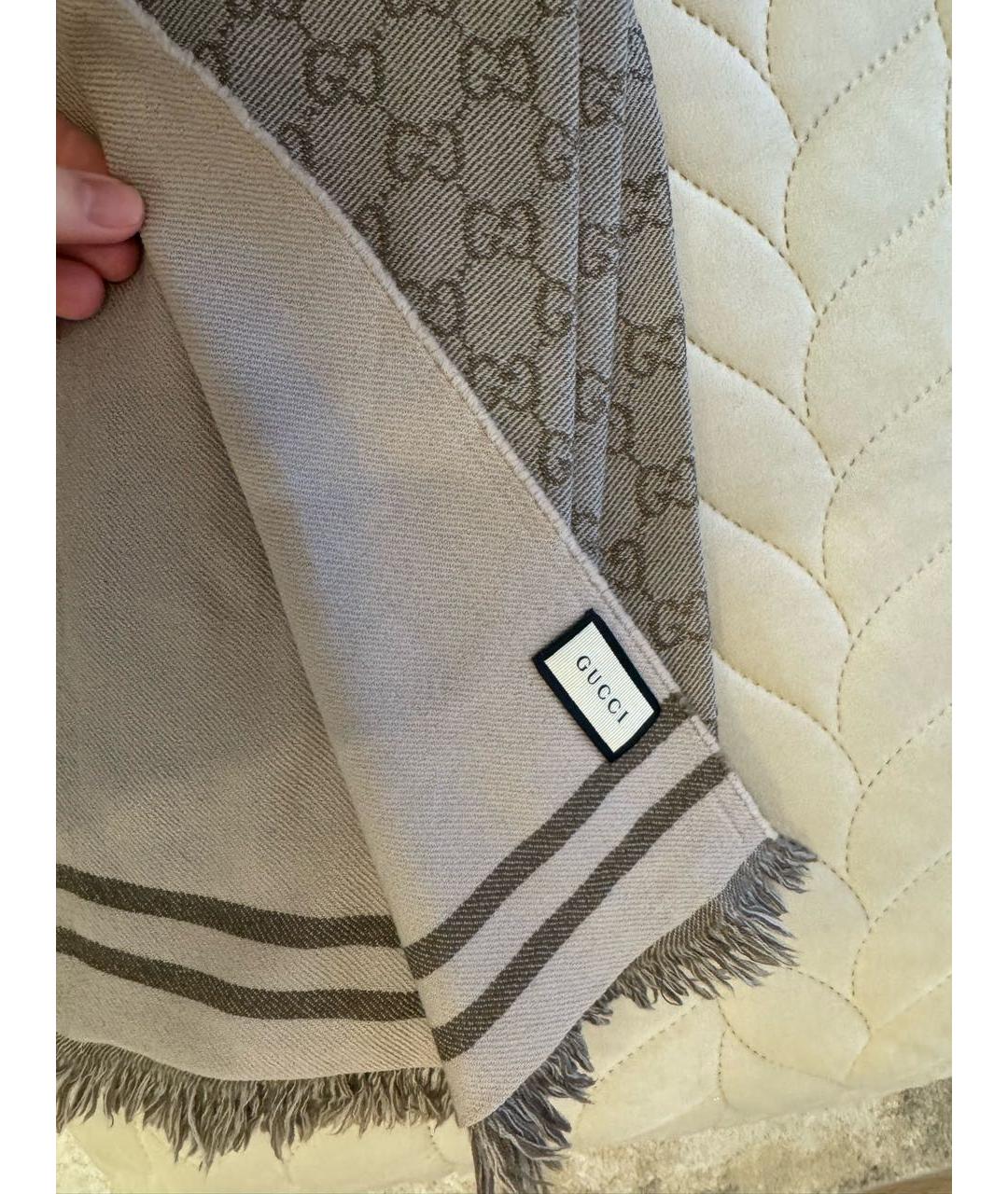 GUCCI Бежевый шелковый шарф, фото 3