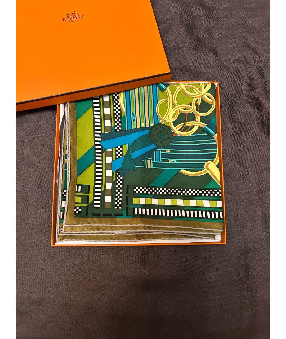 HERMES Зеленый шелковый платок, фото 6