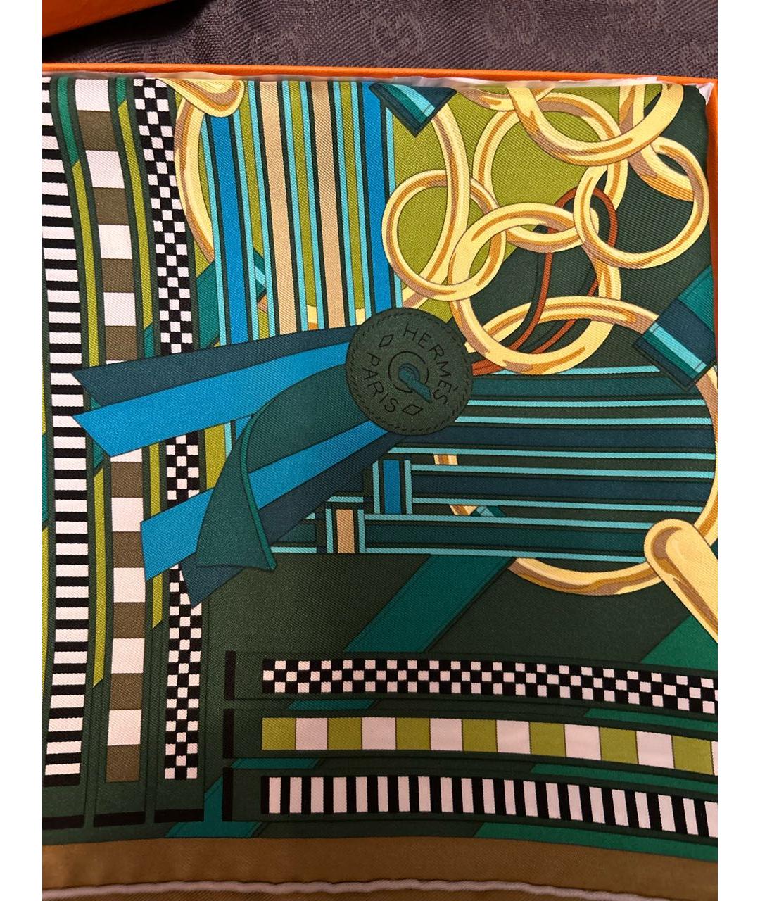 HERMES Зеленый шелковый платок, фото 4