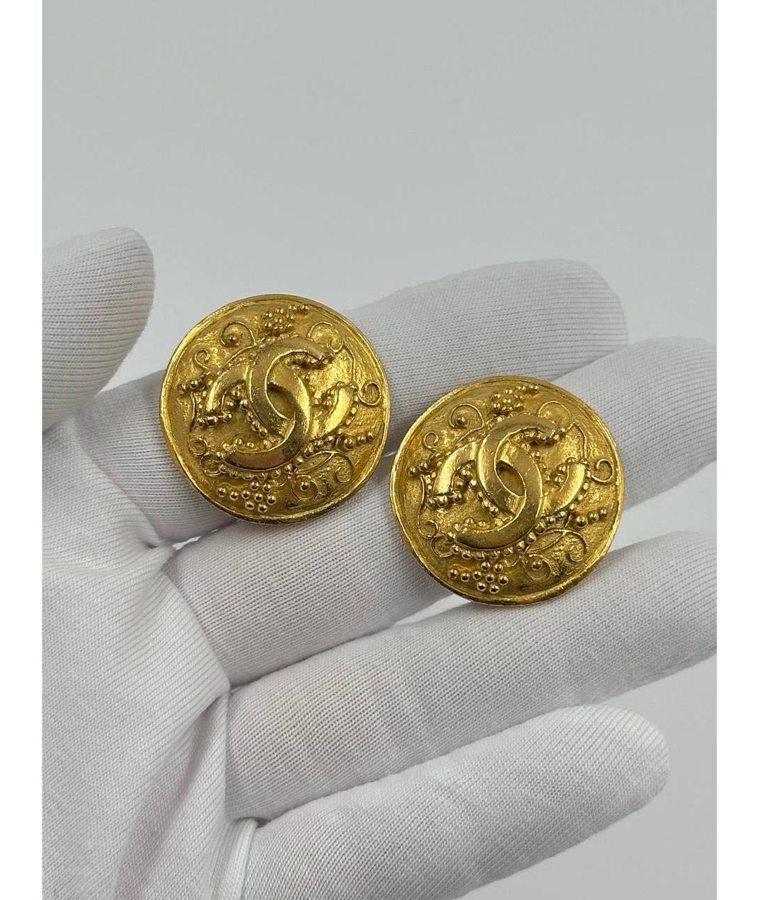 CHANEL Золотые позолоченные клипсы, фото 2