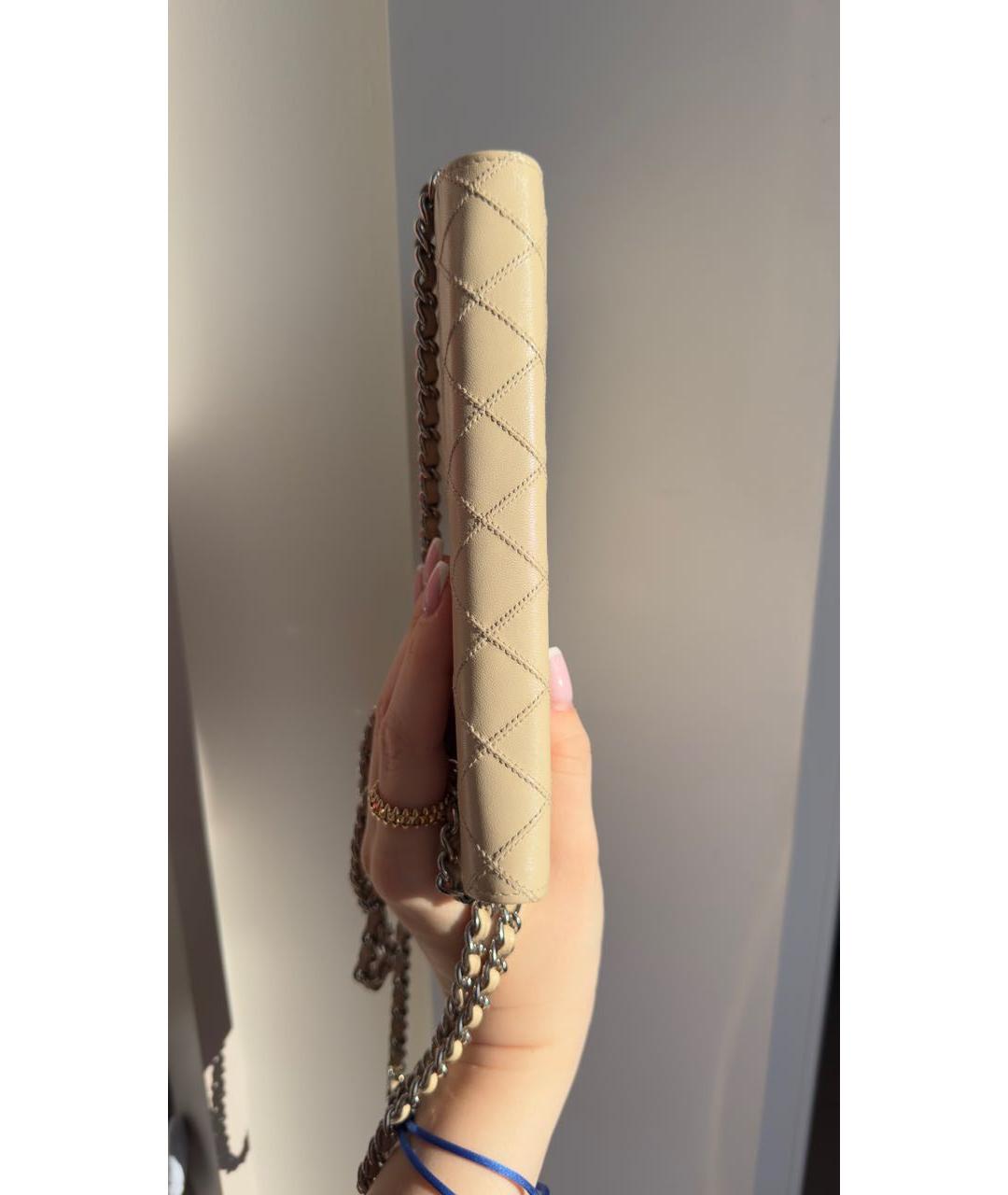 CHANEL Бежевая кожаная сумка через плечо, фото 7