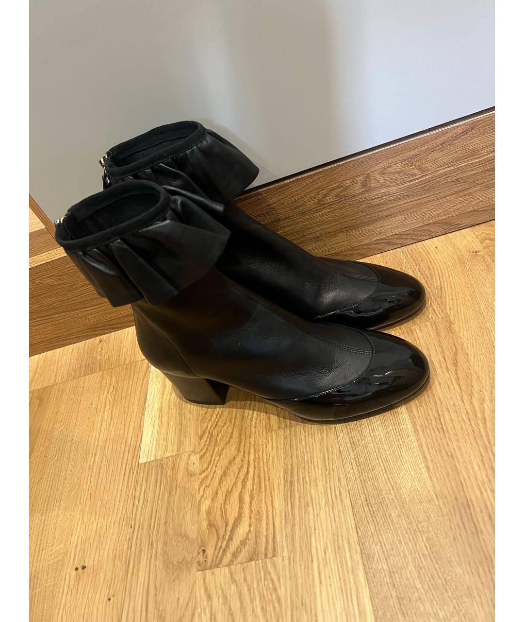 CHANEL Черные кожаные ботильоны, фото 4
