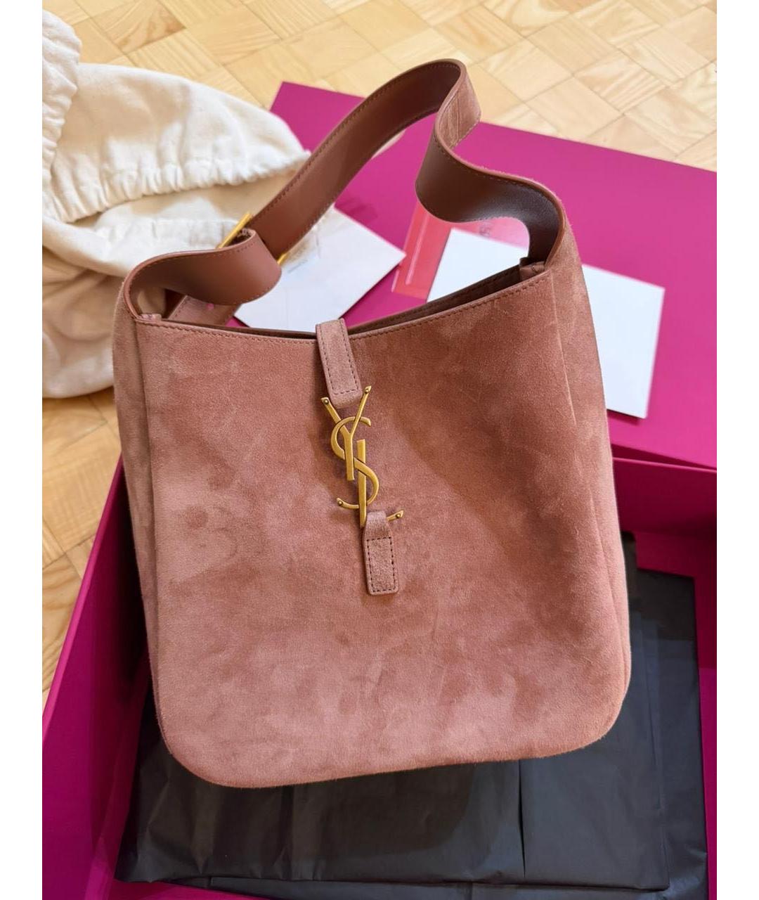 SAINT LAURENT Коралловая замшевая сумка тоут, фото 3