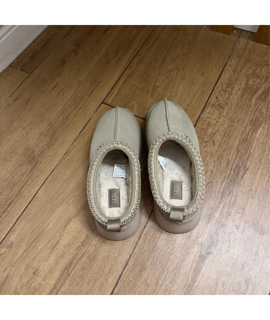 UGG AUSTRALIA Бежевые замшевые ботинки, фото 2