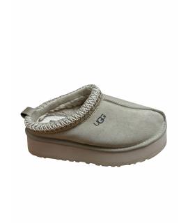 UGG AUSTRALIA Ботинки