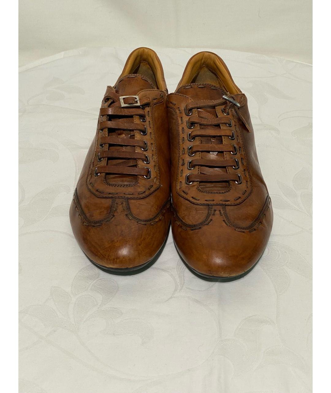 FENDI Коричневые кожаные низкие кроссовки / кеды, фото 2