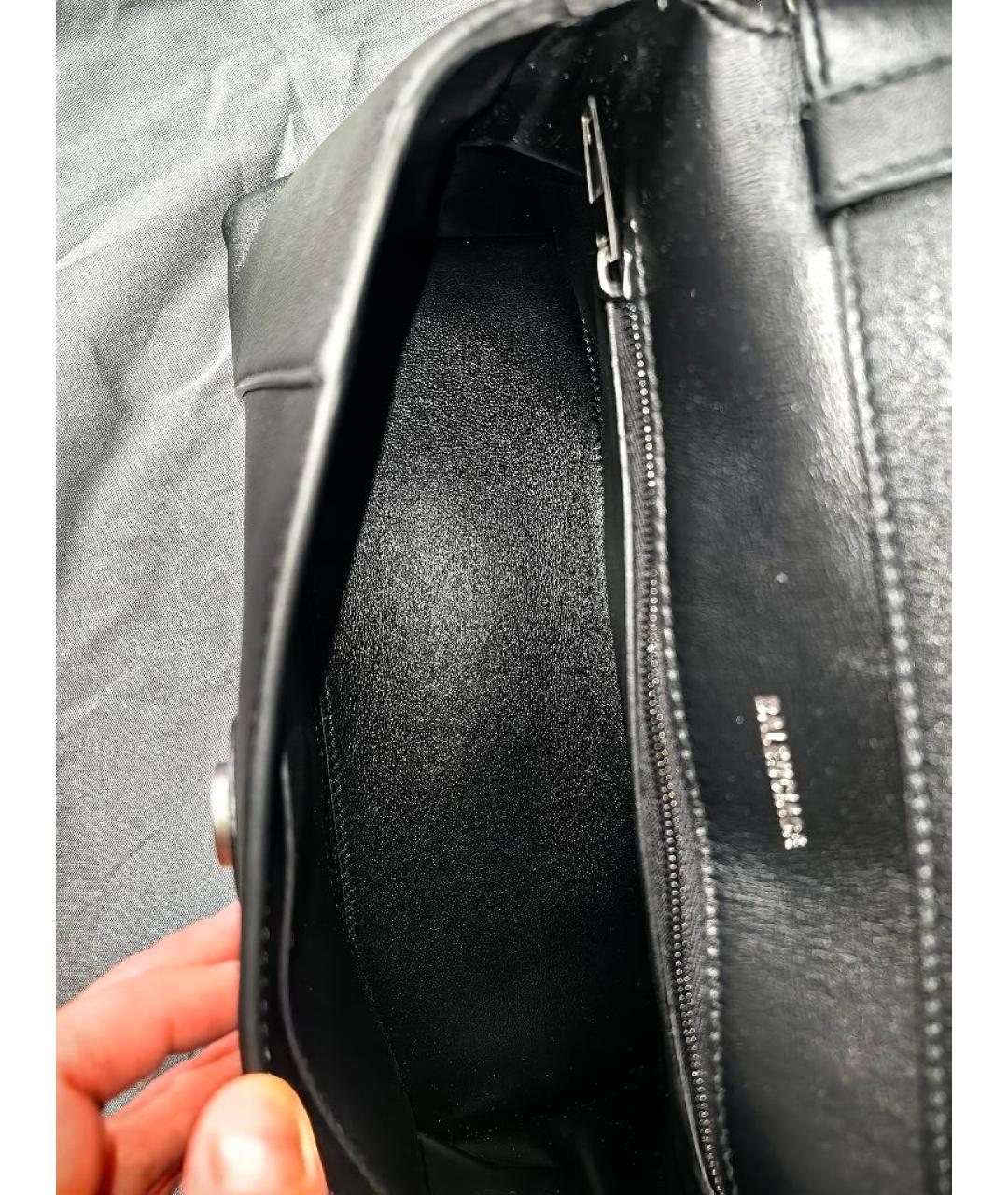 BALENCIAGA Черная кожаная сумка через плечо, фото 4