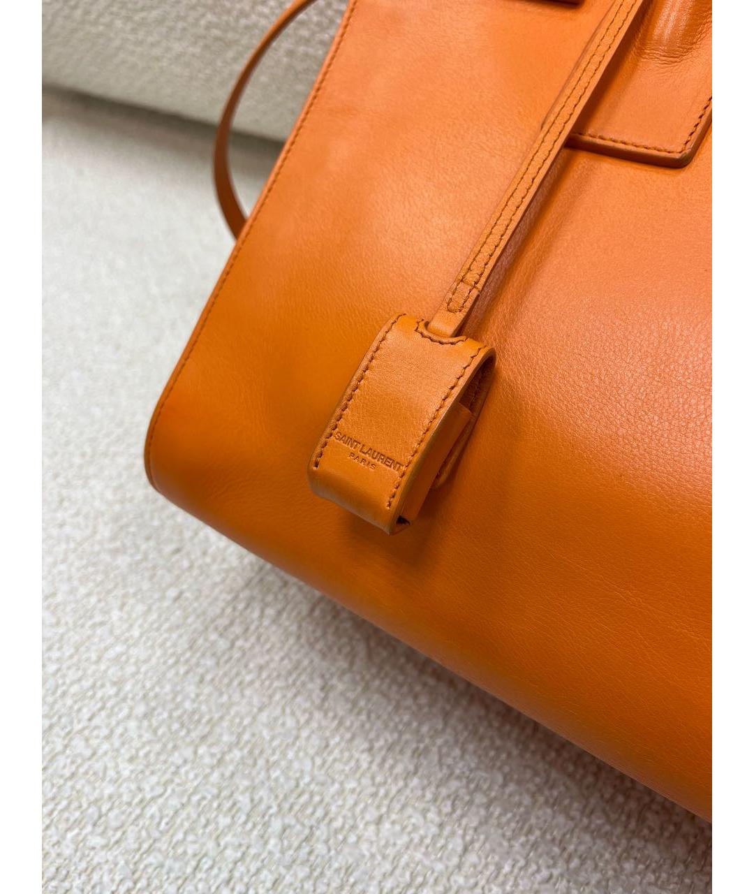 SAINT LAURENT Оранжевая кожаная сумка с короткими ручками, фото 8