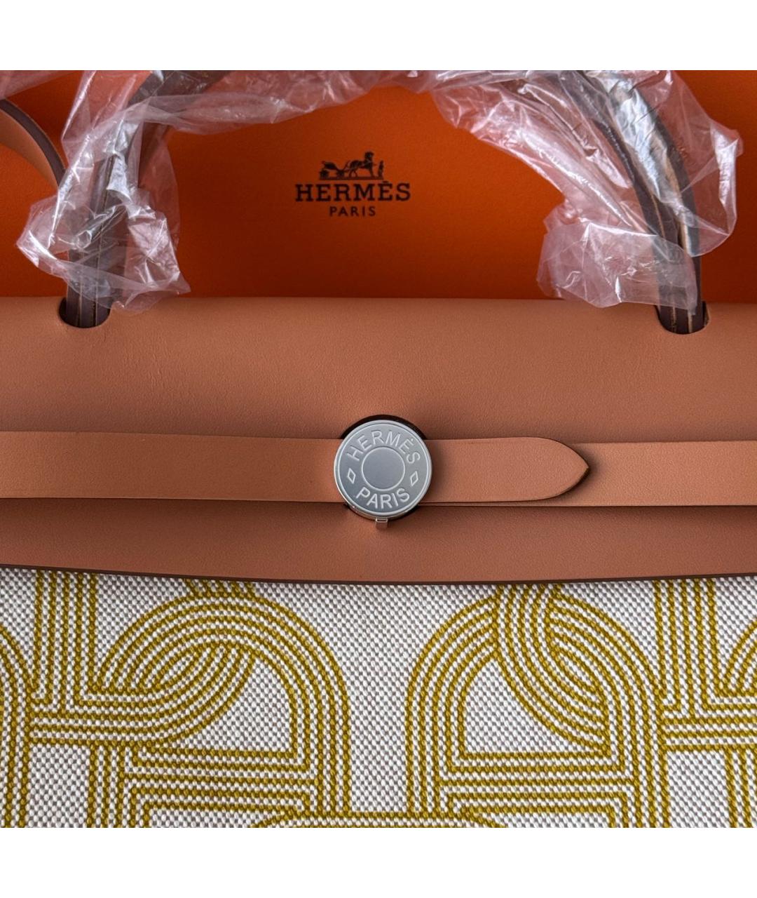 HERMES Бежевая кожаная сумка через плечо, фото 6