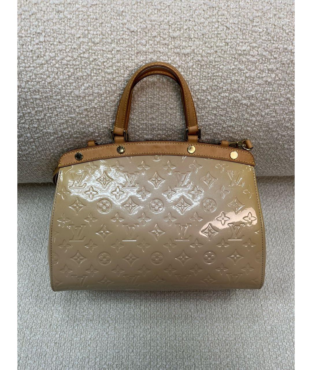 LOUIS VUITTON Бежевая сумка с короткими ручками из лакированной кожи, фото 3