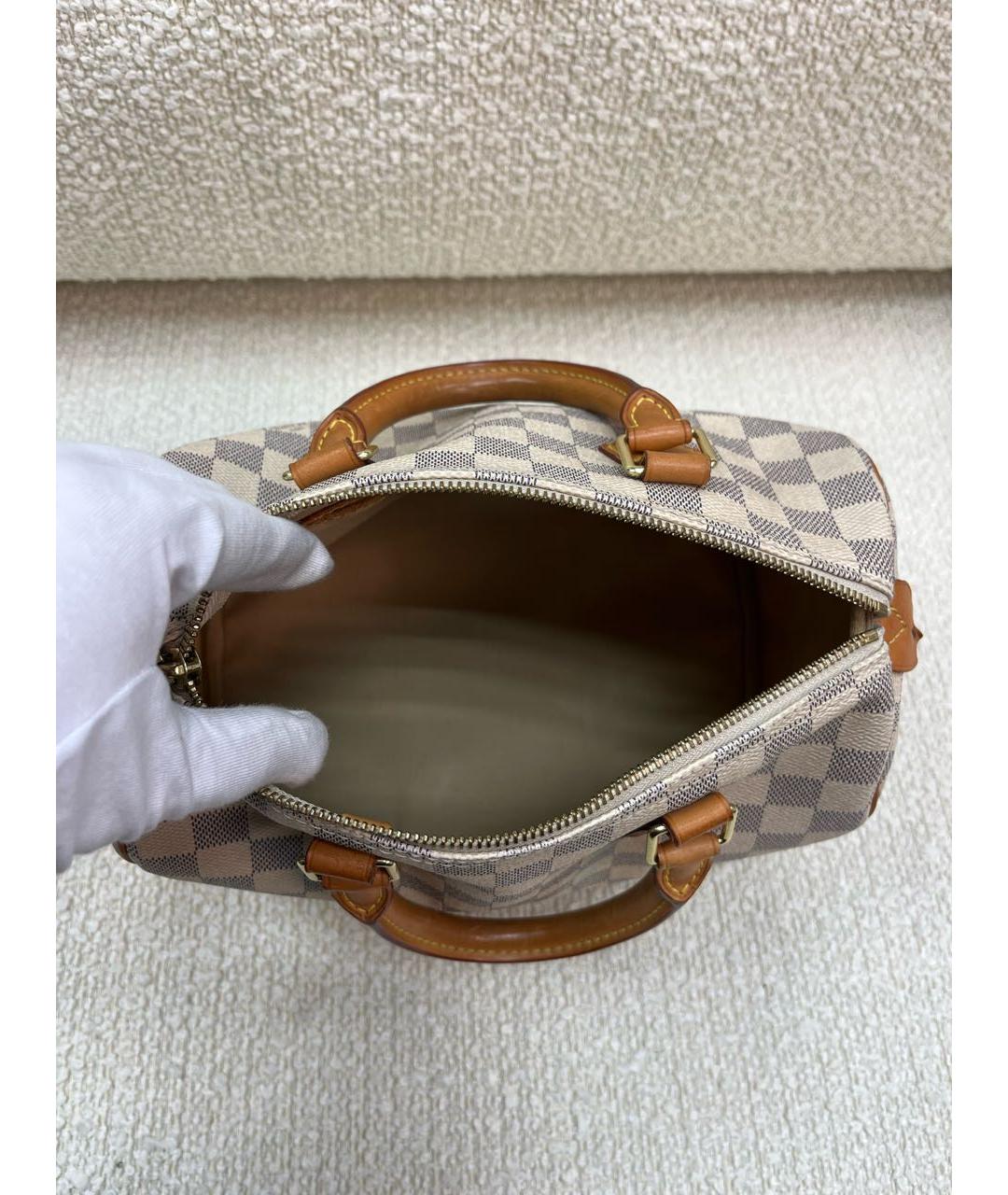 LOUIS VUITTON Бежевая кожаная сумка с короткими ручками, фото 4