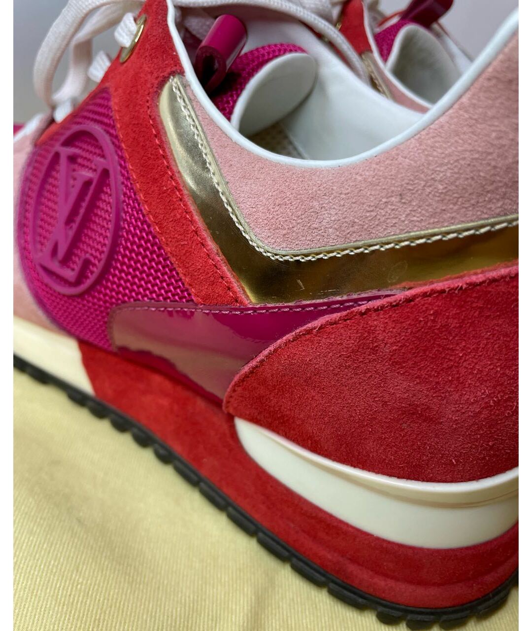 LOUIS VUITTON PRE-OWNED Розовые замшевые кроссовки, фото 7