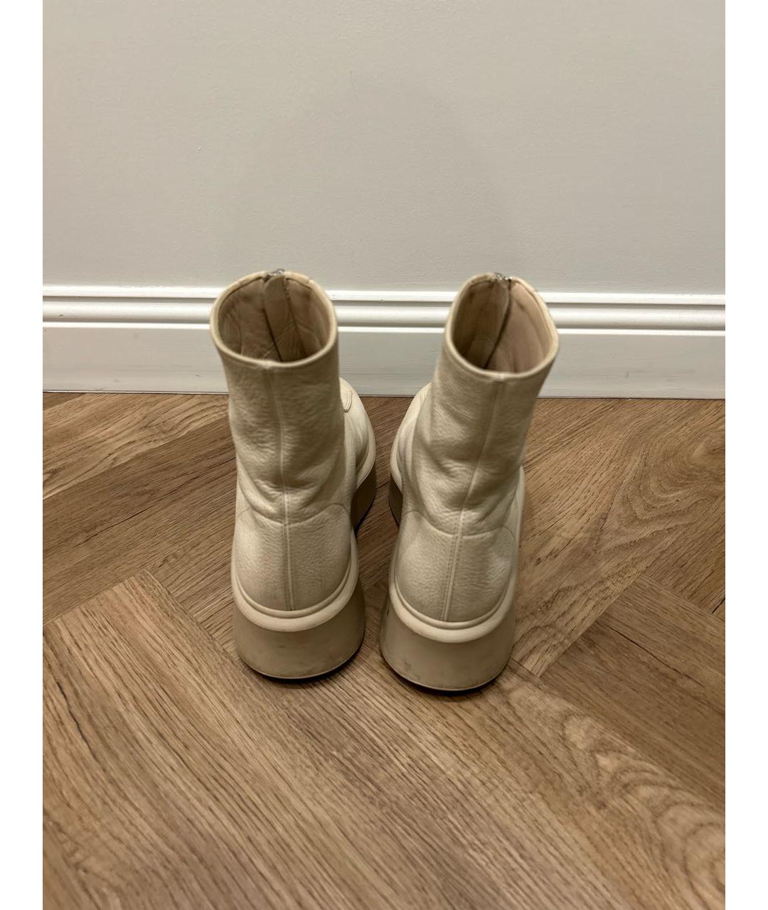 THE ROW Бежевые кожаные ботинки, фото 4