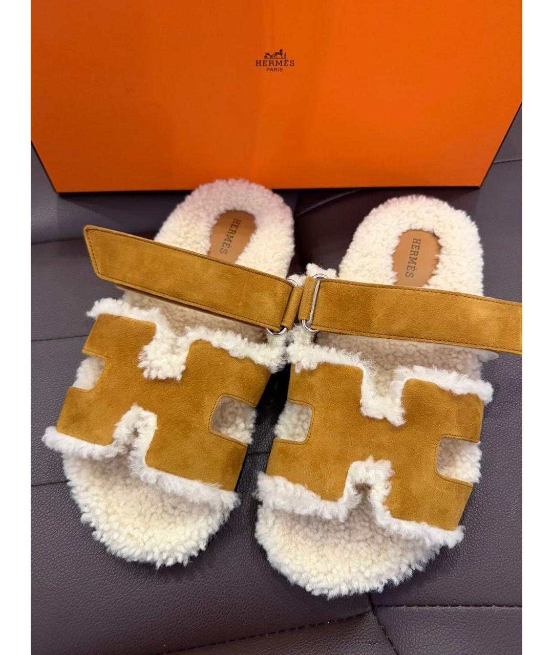 HERMES Коричневые замшевые шлепанцы, фото 2