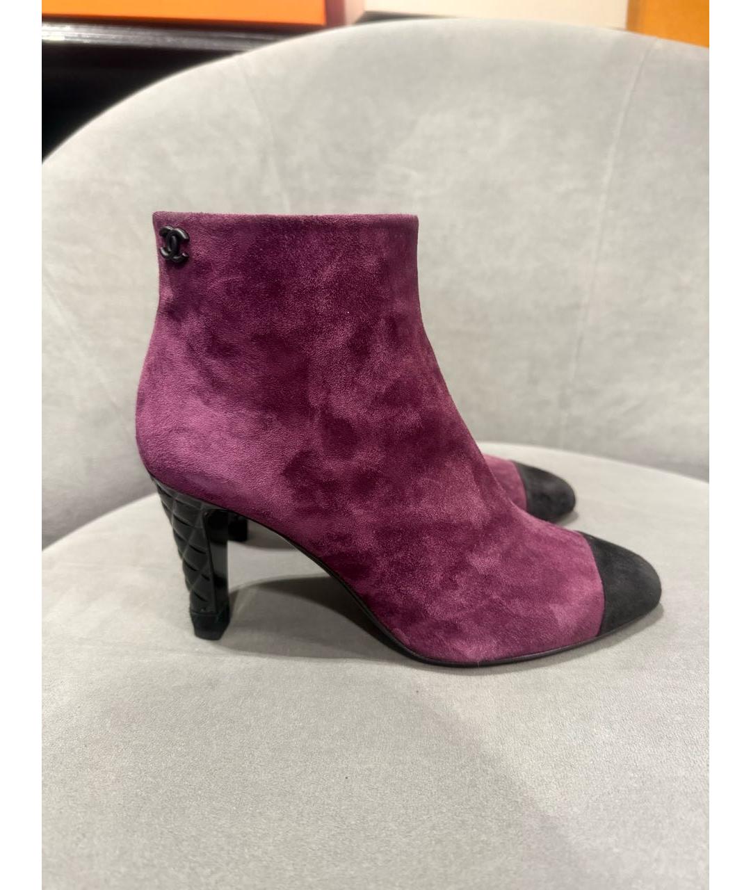 CHANEL Фиолетовые замшевые ботильоны, фото 8