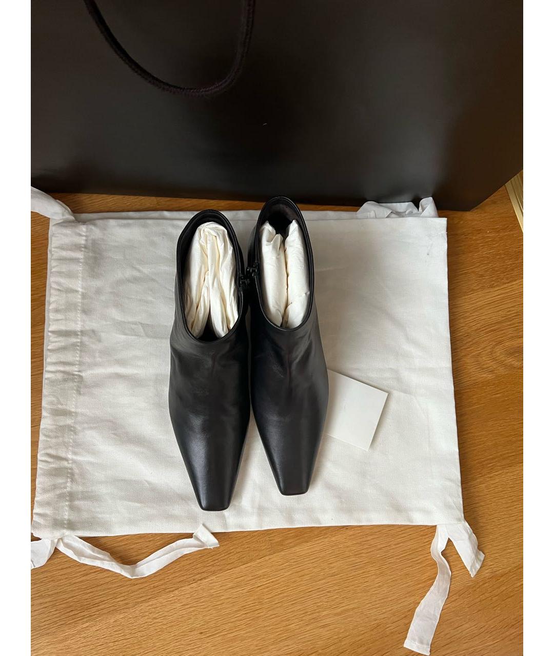 THE ROW Черные кожаные ботильоны, фото 2