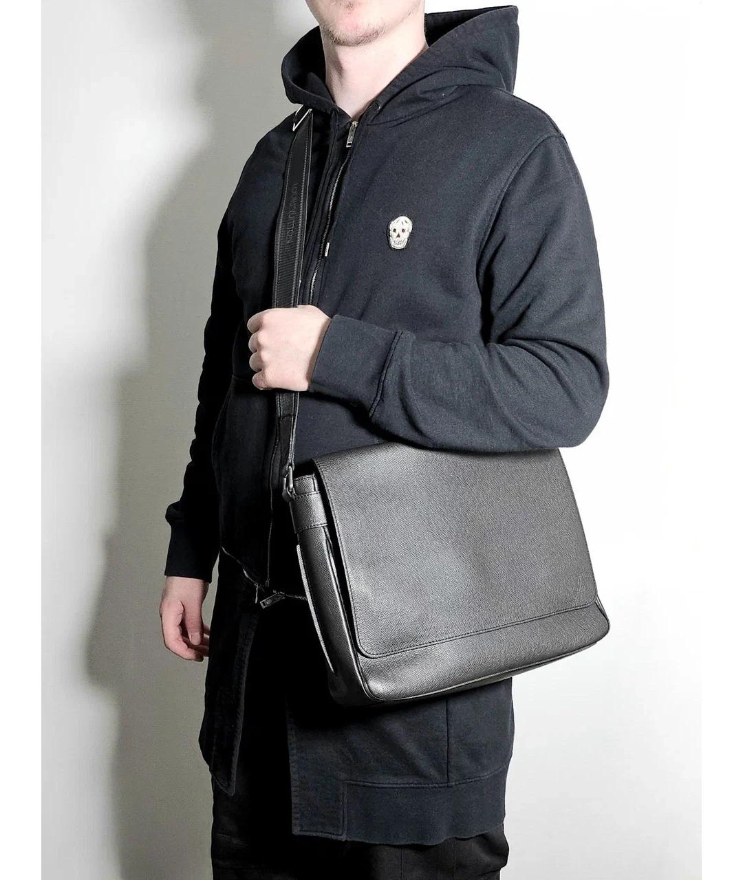 LOUIS VUITTON Черная кожаная сумка на плечо, фото 2