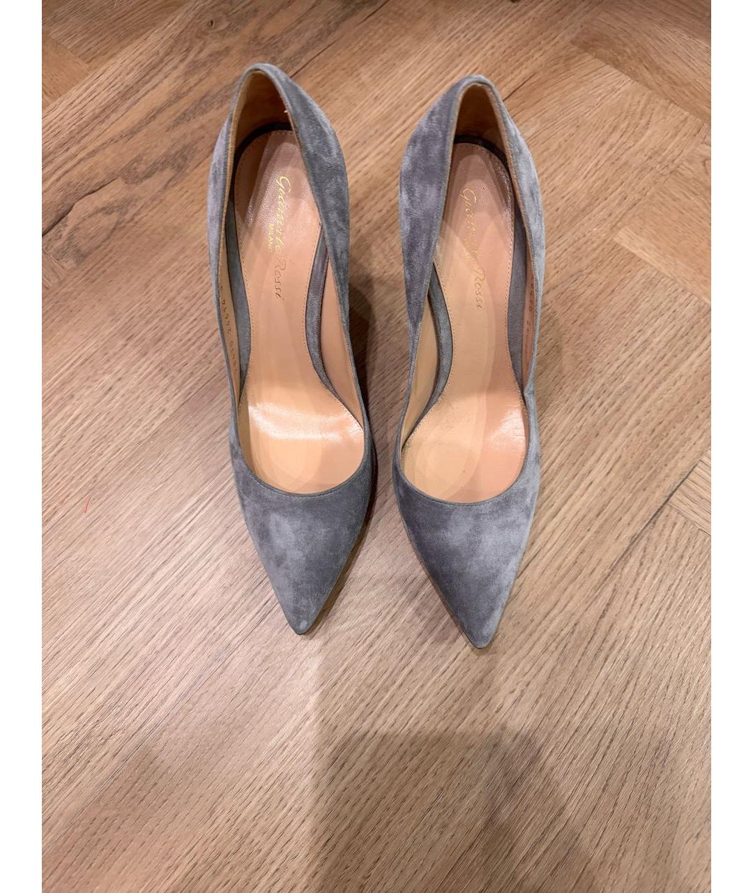 GIANVITO ROSSI Серые замшевые туфли, фото 2