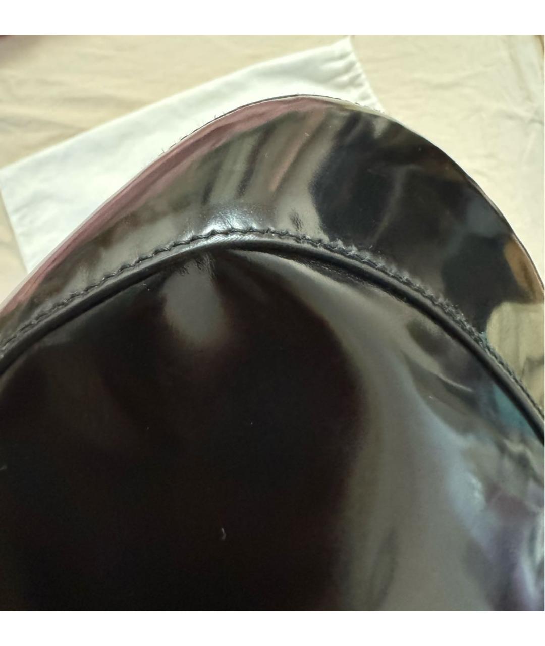 PRADA Черная сумка через плечо из лакированной кожи, фото 6