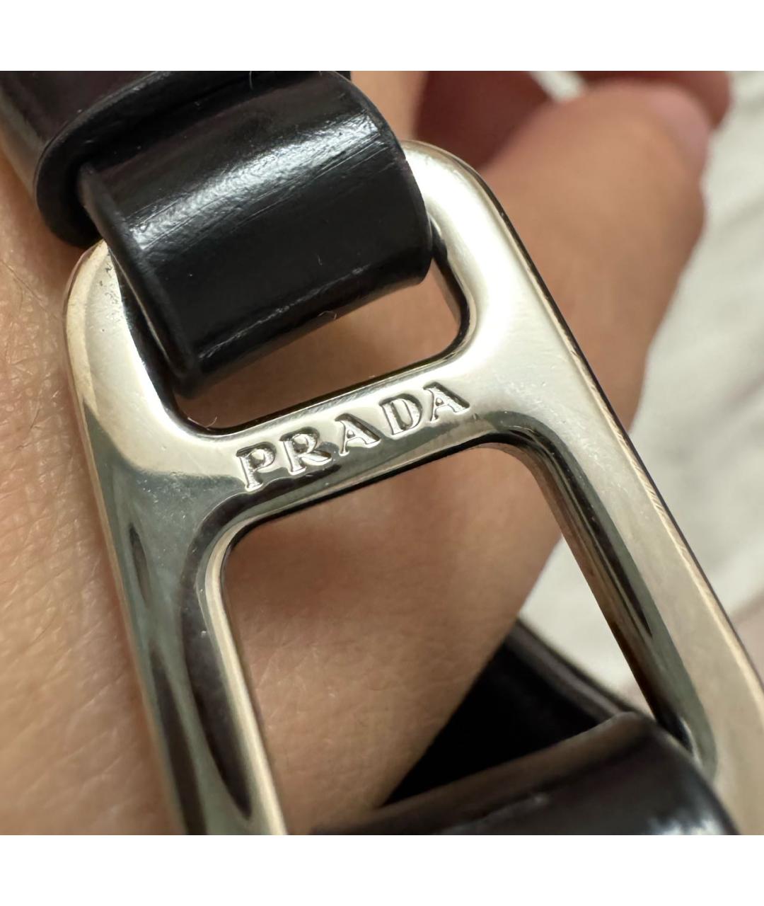 PRADA Черная сумка через плечо из лакированной кожи, фото 4