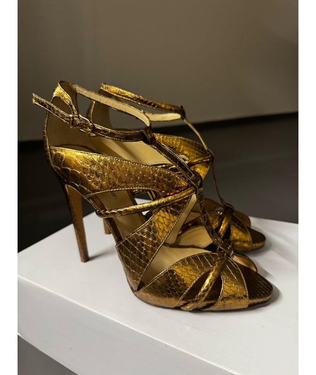 ALEXANDRE BIRMAN Золотые туфли из экзотической кожи, фото 5