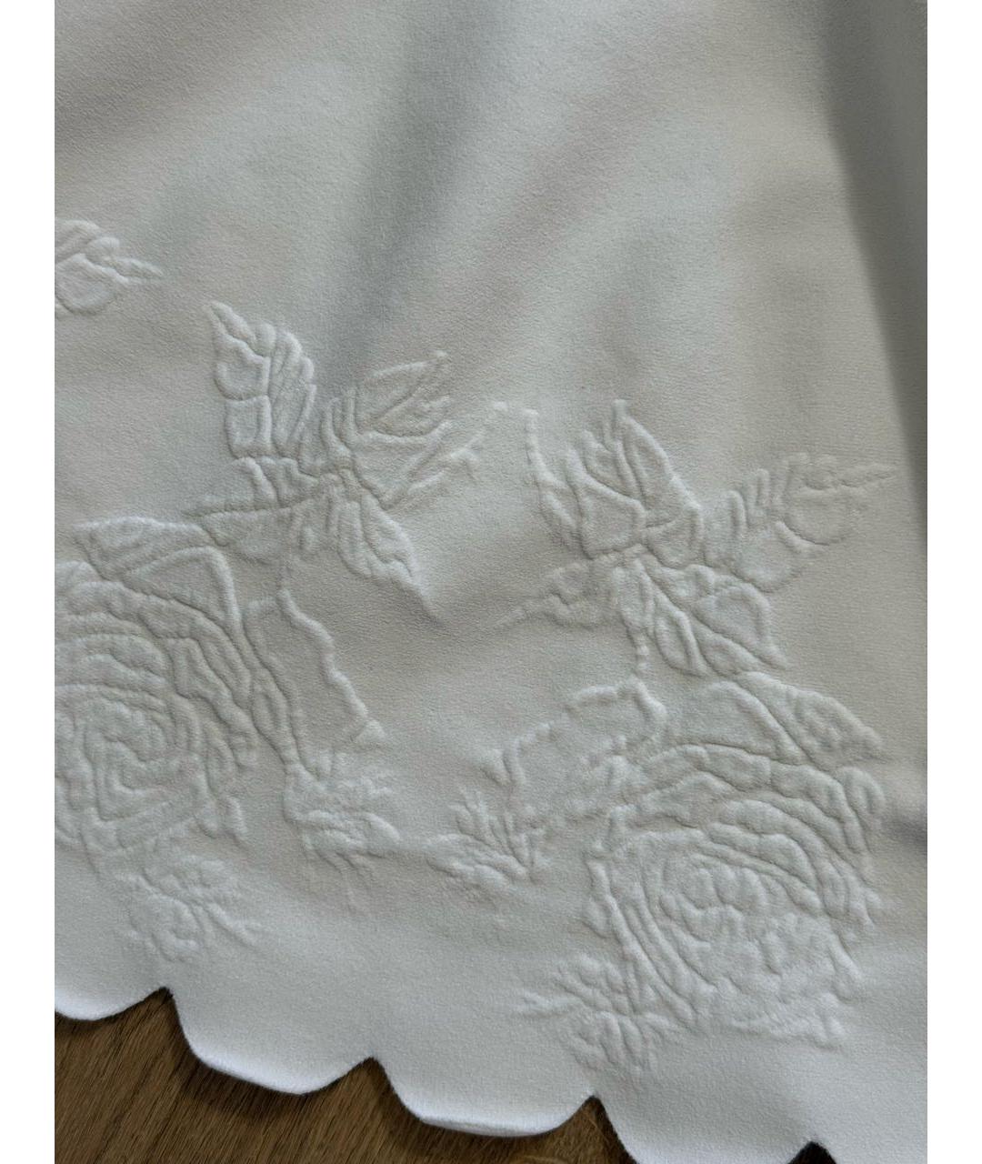 ALEXANDER MCQUEEN Белое вискозное повседневное платье, фото 3