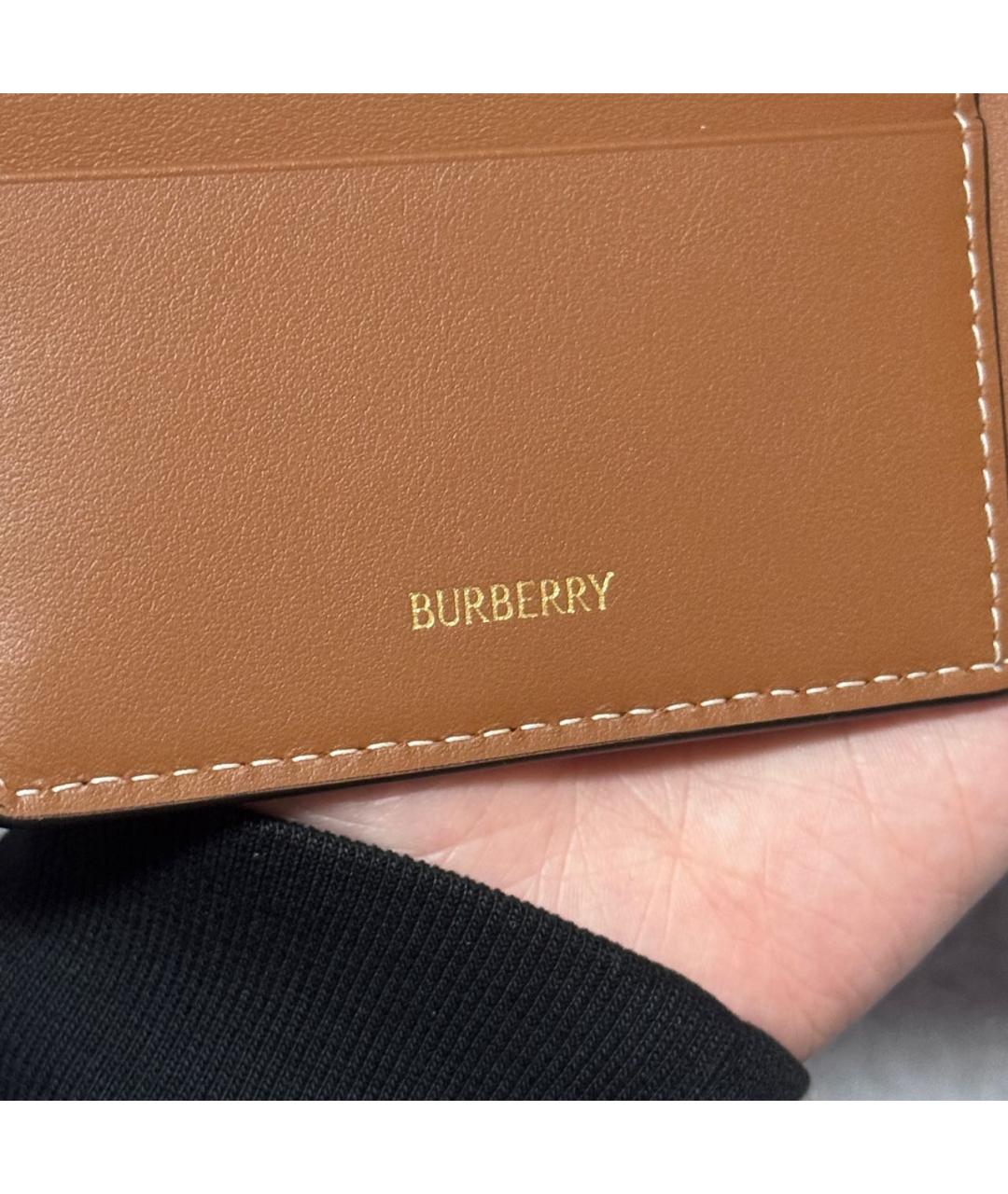 BURBERRY Бежевый кожаный кардхолдер, фото 6