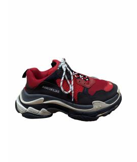 BALENCIAGA Низкие кроссовки / кеды