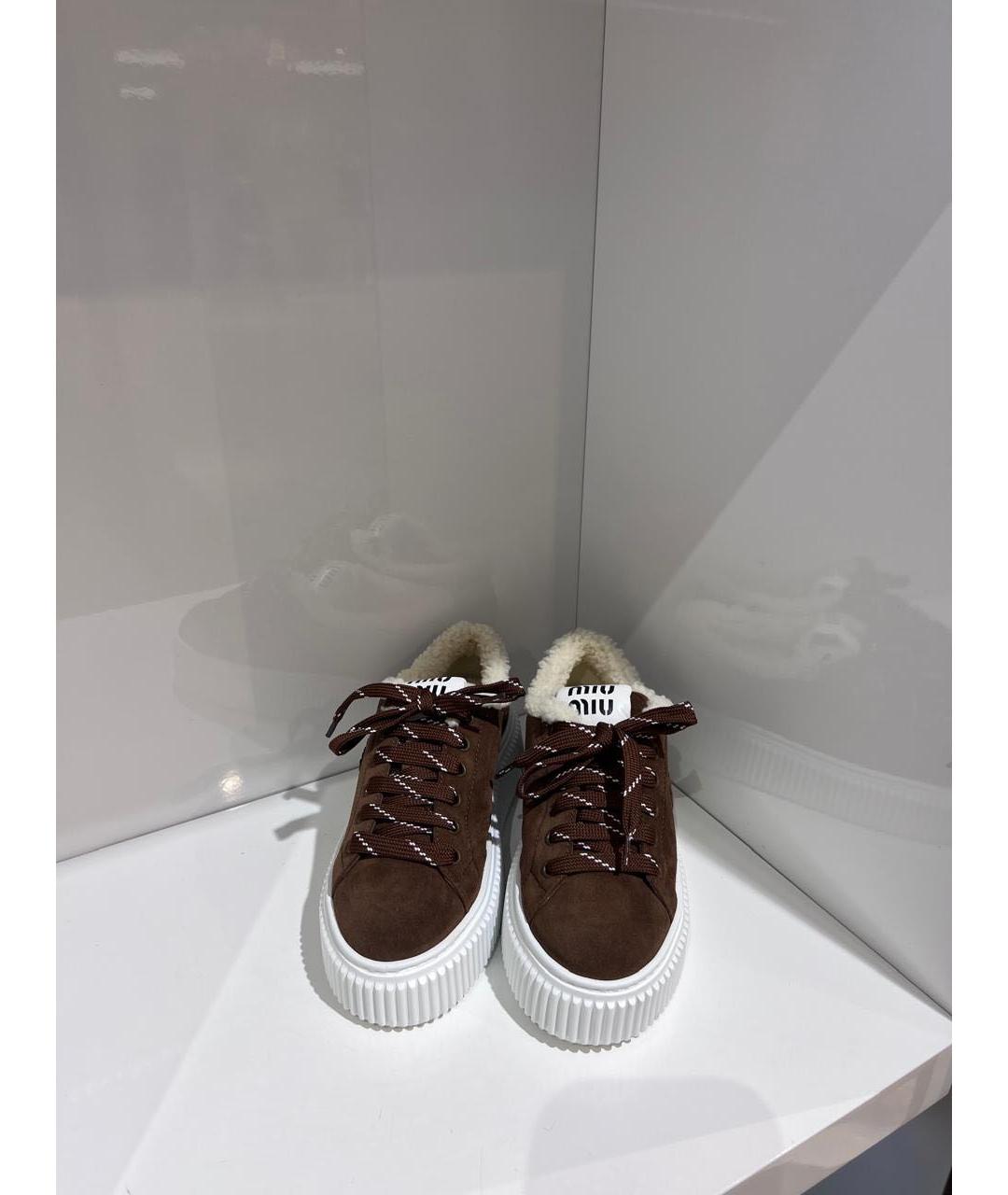 MIU MIU Коричневые замшевые кеды, фото 2