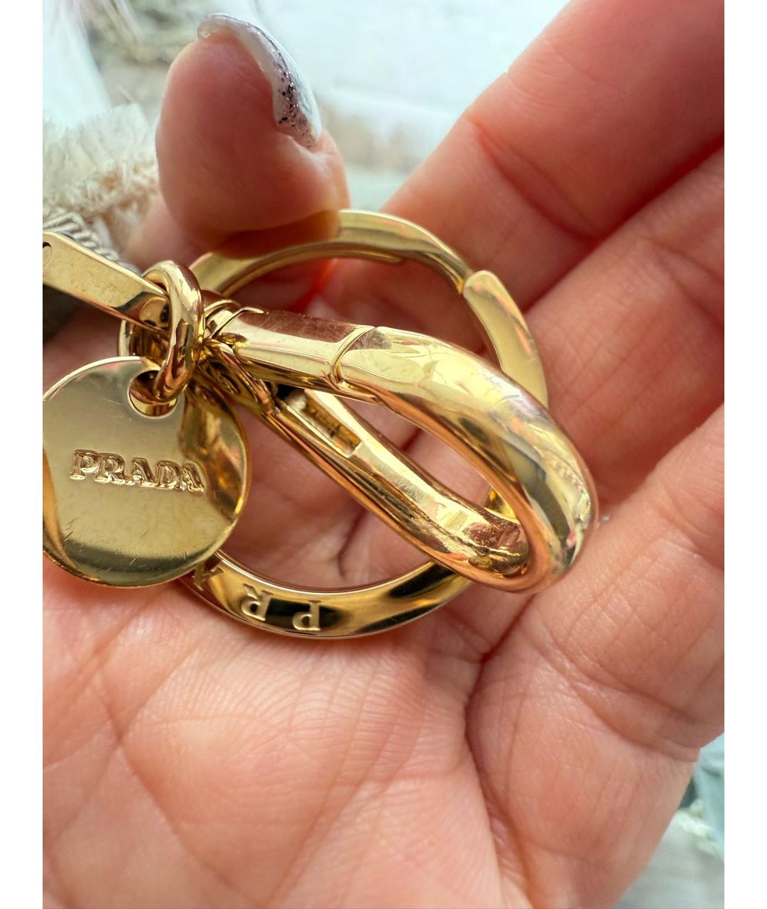 PRADA Серый брелок, фото 3