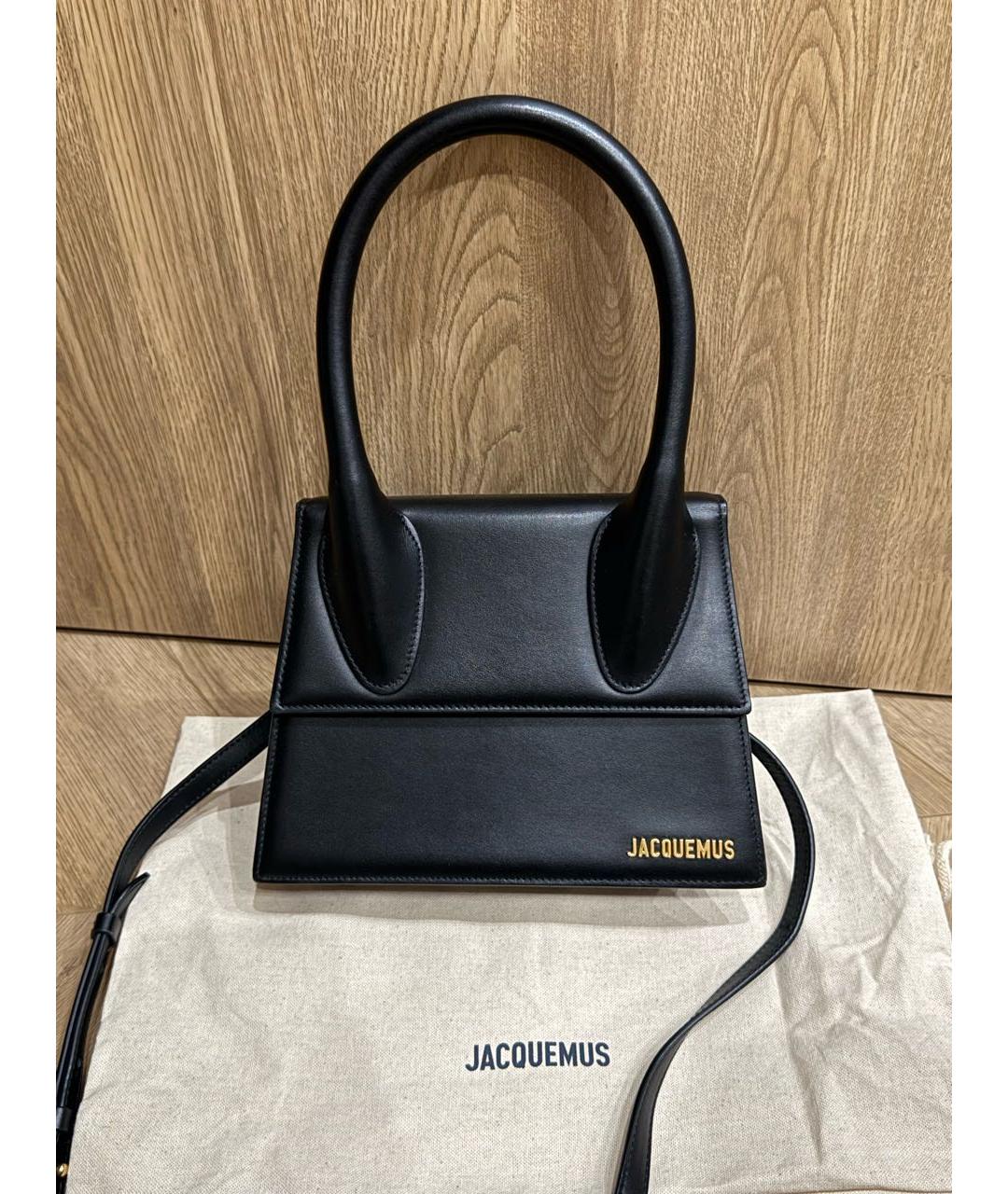 JACQUEMUS Черная кожаная сумка с короткими ручками, фото 1