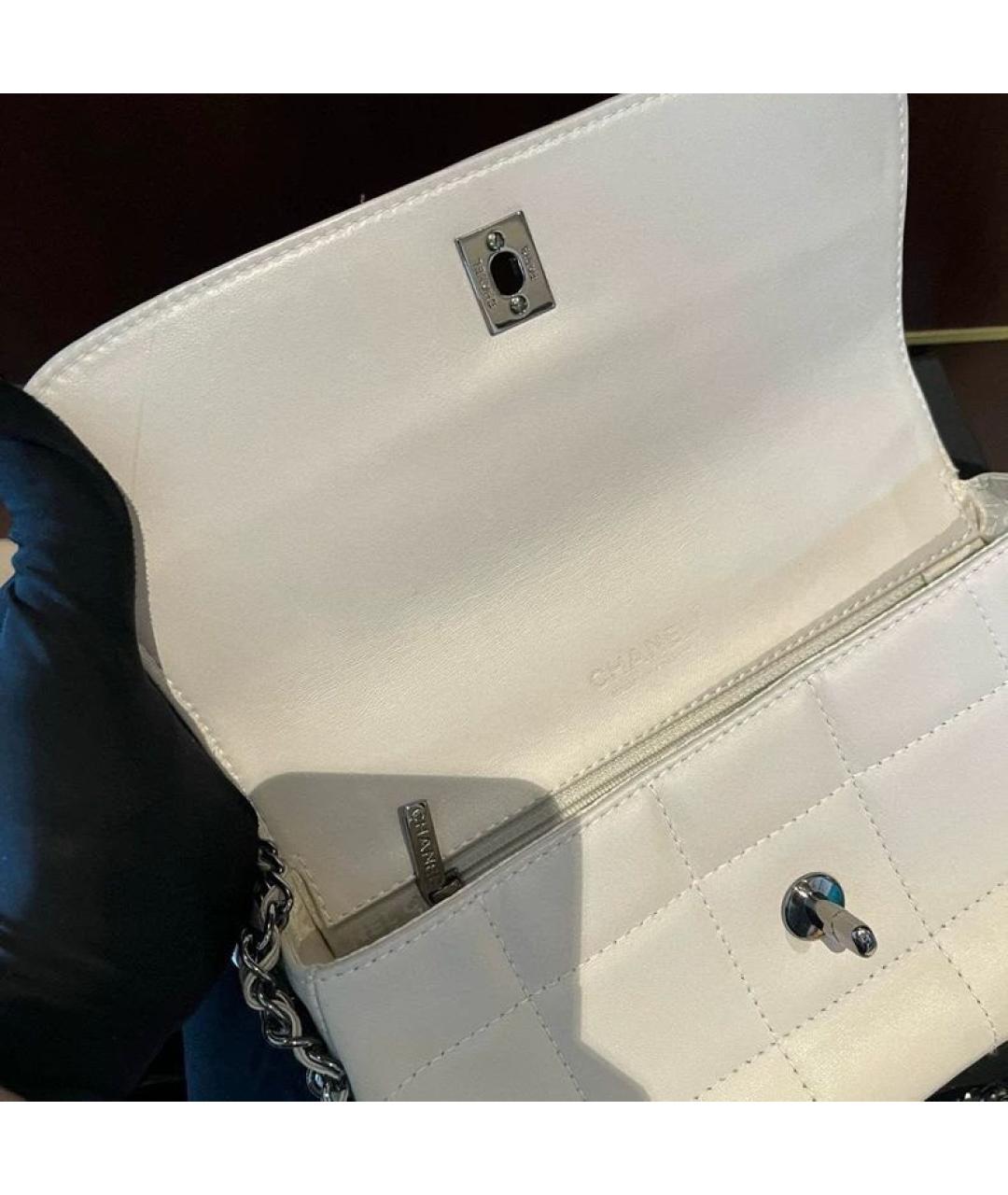 CHANEL Белая кожаная сумка через плечо, фото 3
