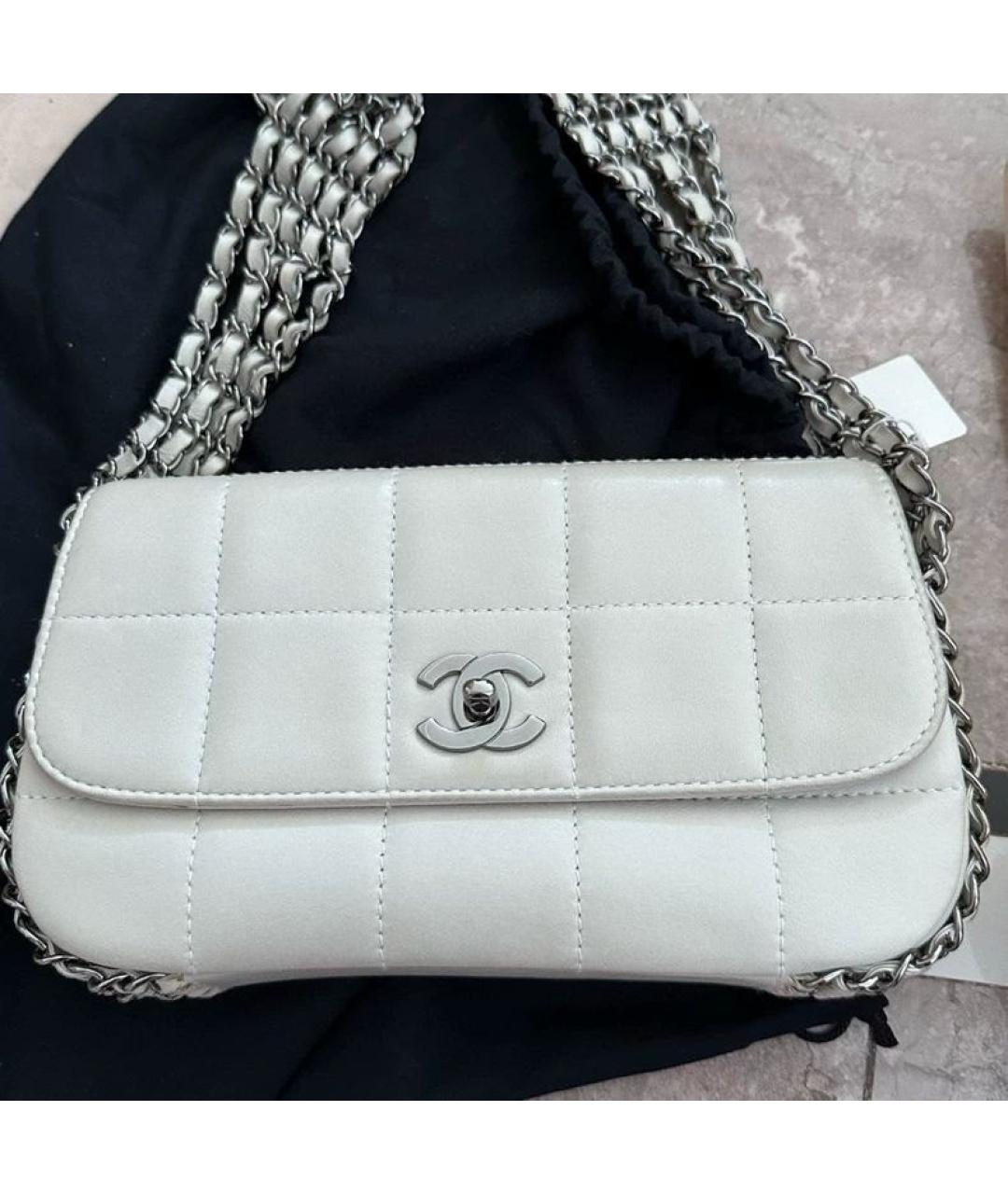 CHANEL Белая кожаная сумка через плечо, фото 10
