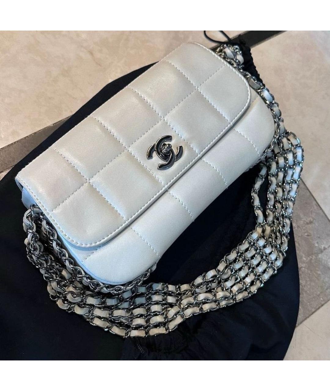 CHANEL Белая кожаная сумка через плечо, фото 2